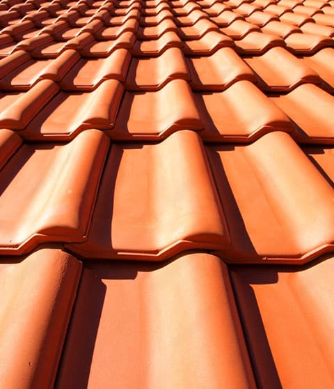 Votre entreprise de toiture sur Barbezieux-Saint-Hilaire, Cognac, Saintes, Angoulème, Jonzac, Jarnac, Montendre